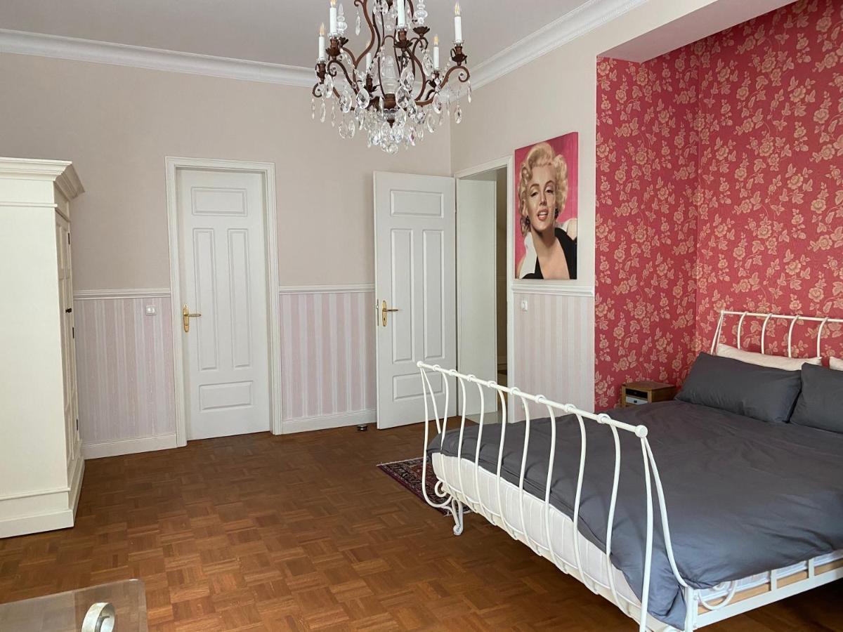Hauptstadtluxus - Lichtverwohnte - 340 Qm - A47198 Vakantiehuis